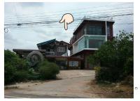 ขายที่ดินพร้อมสิ่งปลูกสร้าง